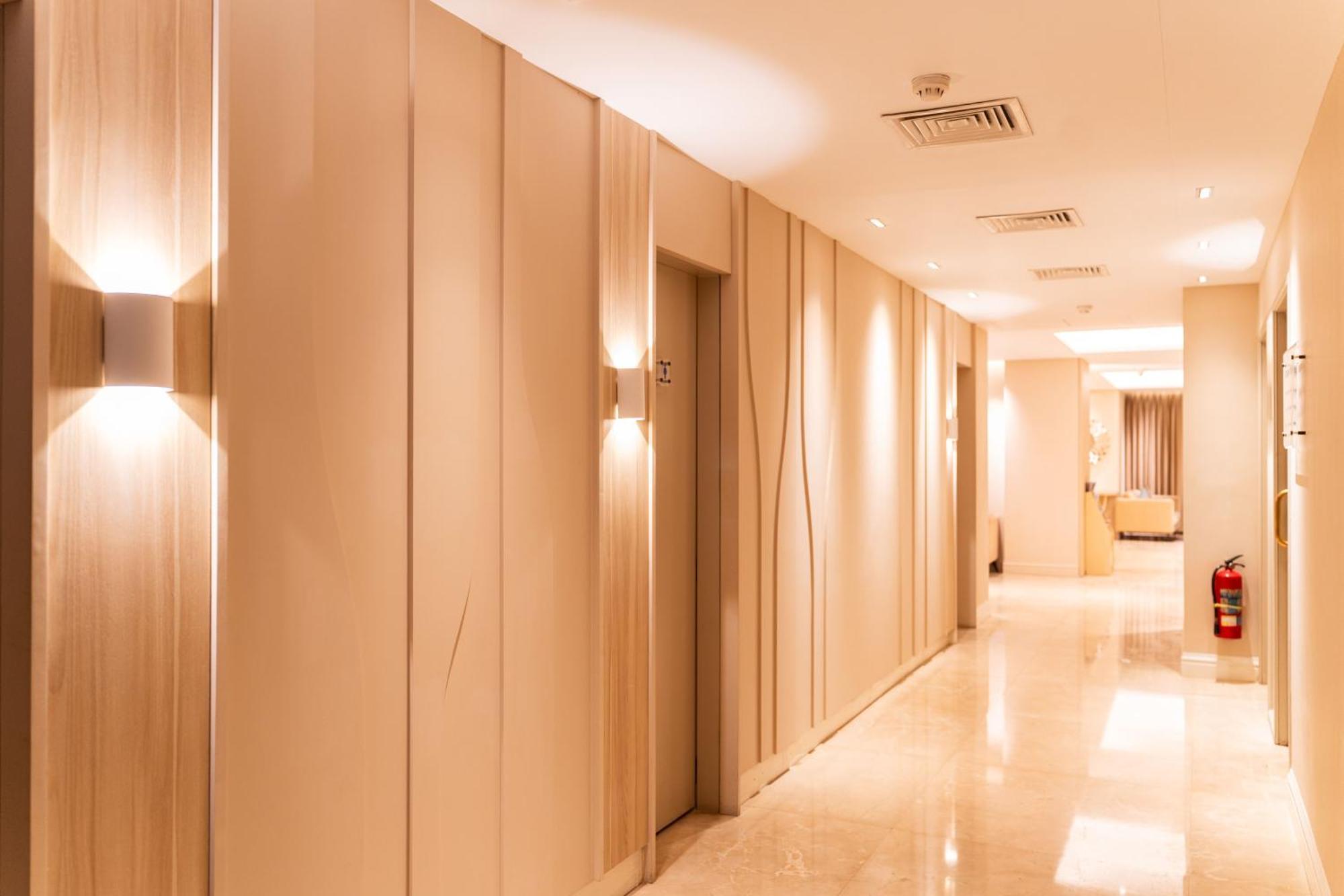 Royal Park Residence Hotel Dhaka Exterior photo